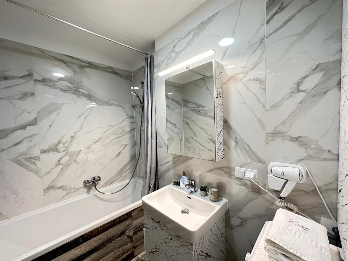 Deluxe Cozy Apartments - Coresi Mall #Braşov Esterno foto