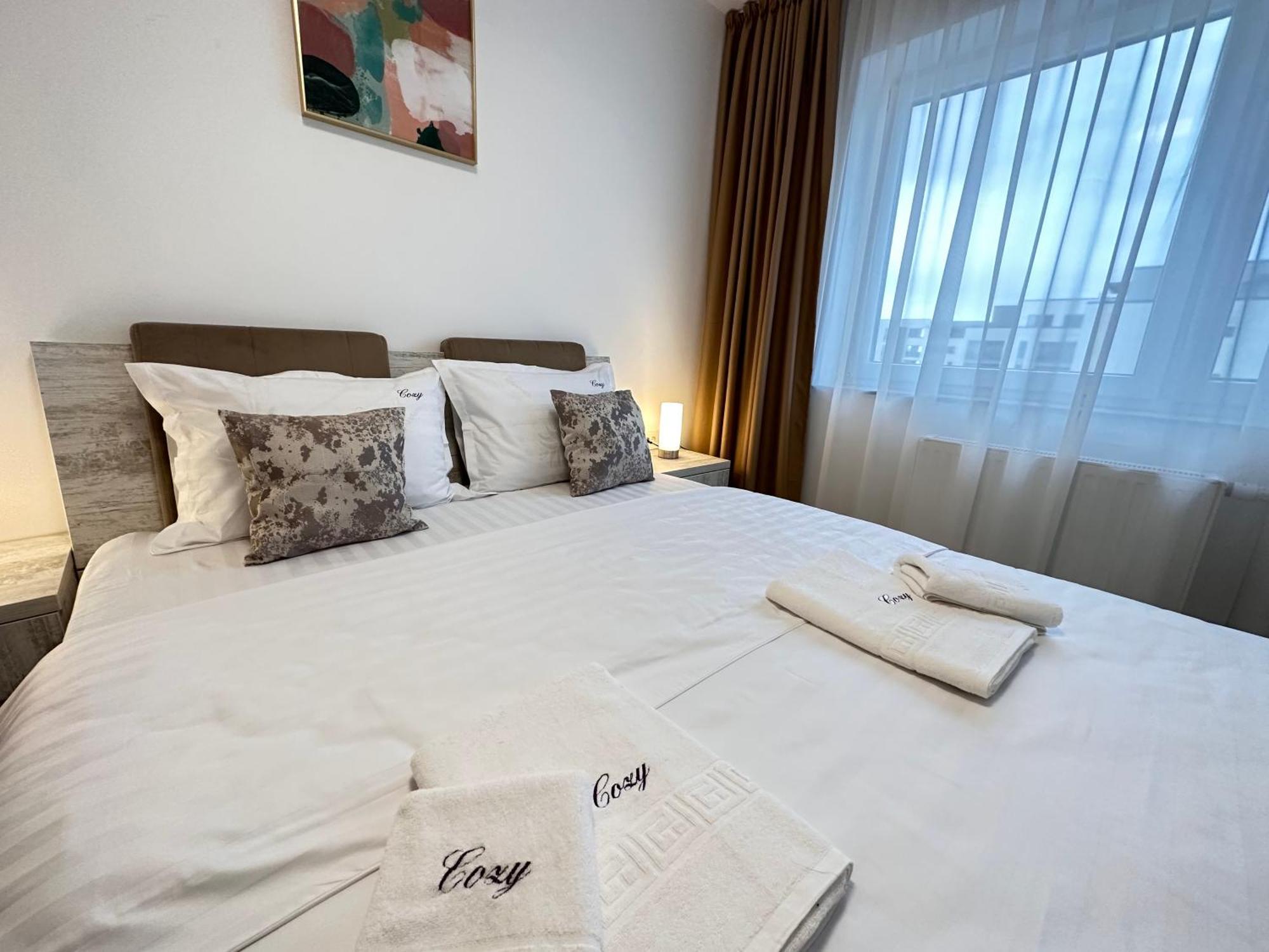 Deluxe Cozy Apartments - Coresi Mall #Braşov Esterno foto